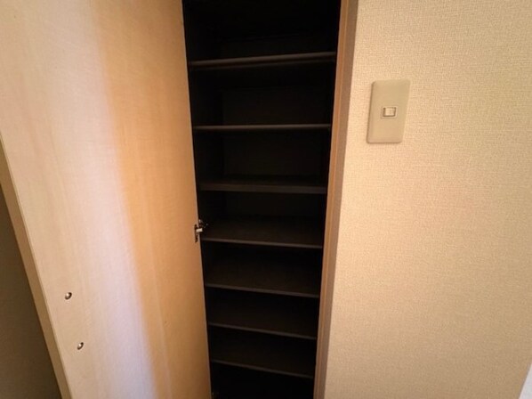 ローズガーデン Dの物件内観写真